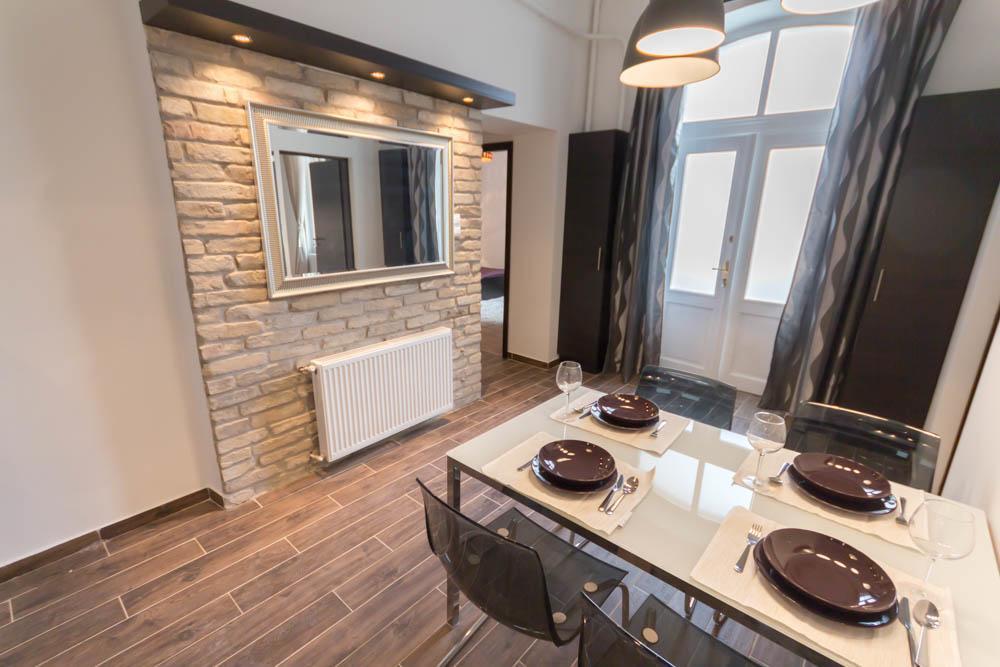 Luxury Apartment By Hi5-Varoshaz Suite บูดาเปสต์ ภายนอก รูปภาพ